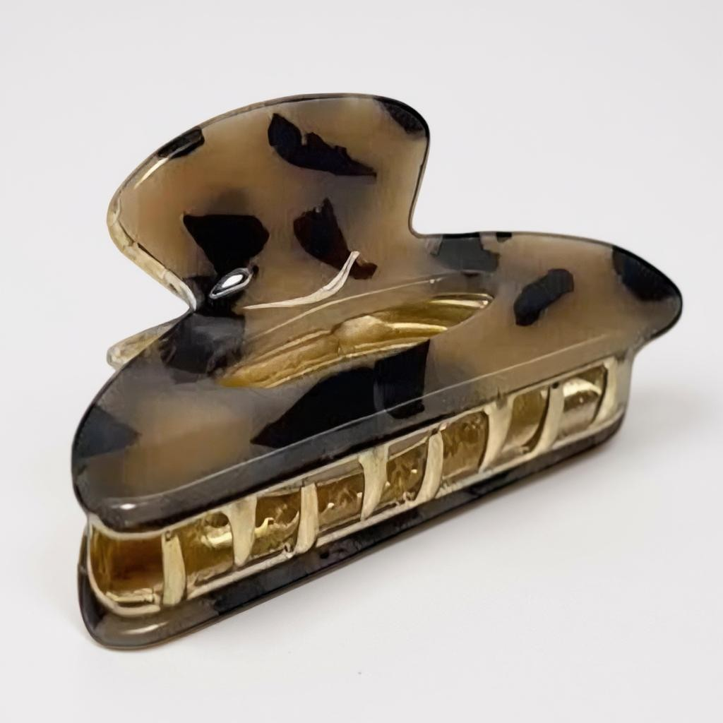 Piranha Dourada com Acrílico Vazada Madrepérola, preta, ambar, creme